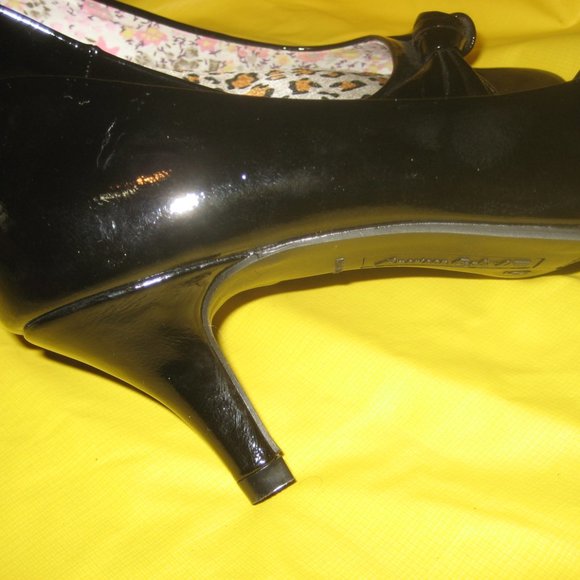 Black American Eagle heels - Picture 6 of 8